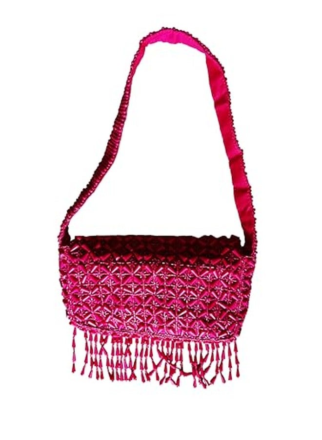CRAFTING INFINITY حقيبة يد أنيقة وردية اللون مطرزة يدويًا من CRAFTING INFINITY، تتميز بتطريز يدوي فائق الهدوء وسلسلة كتف. - Image 5